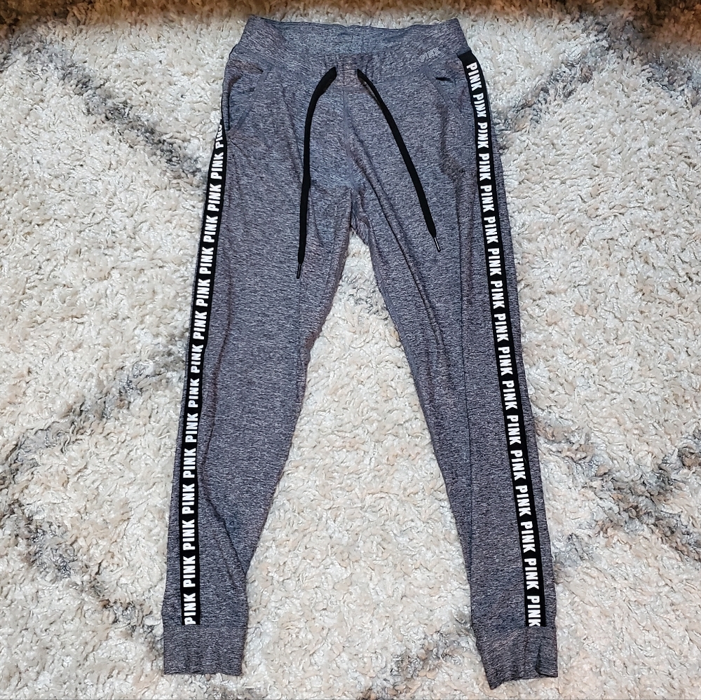 PINK Ultimate joggers